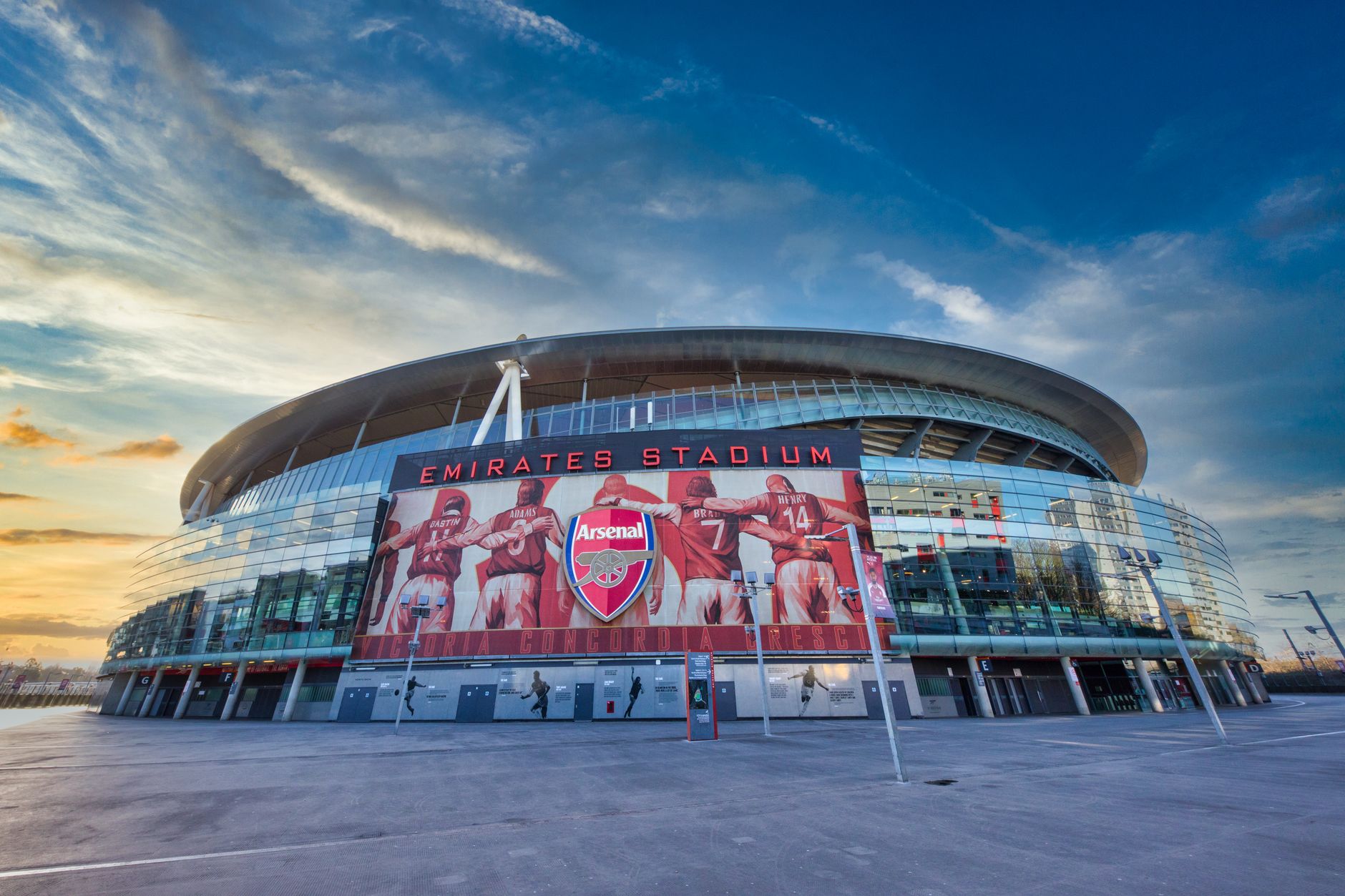 Arsenal's Trophy Drought Isn't Bad Luck. It's a Decision-Making Problem.