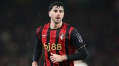 Tottenham closing in on free transfer for Bournemouth's Marcos Senesi